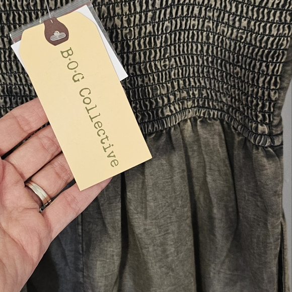 Wide leg jumper. Size M. - Picture 3 of 3